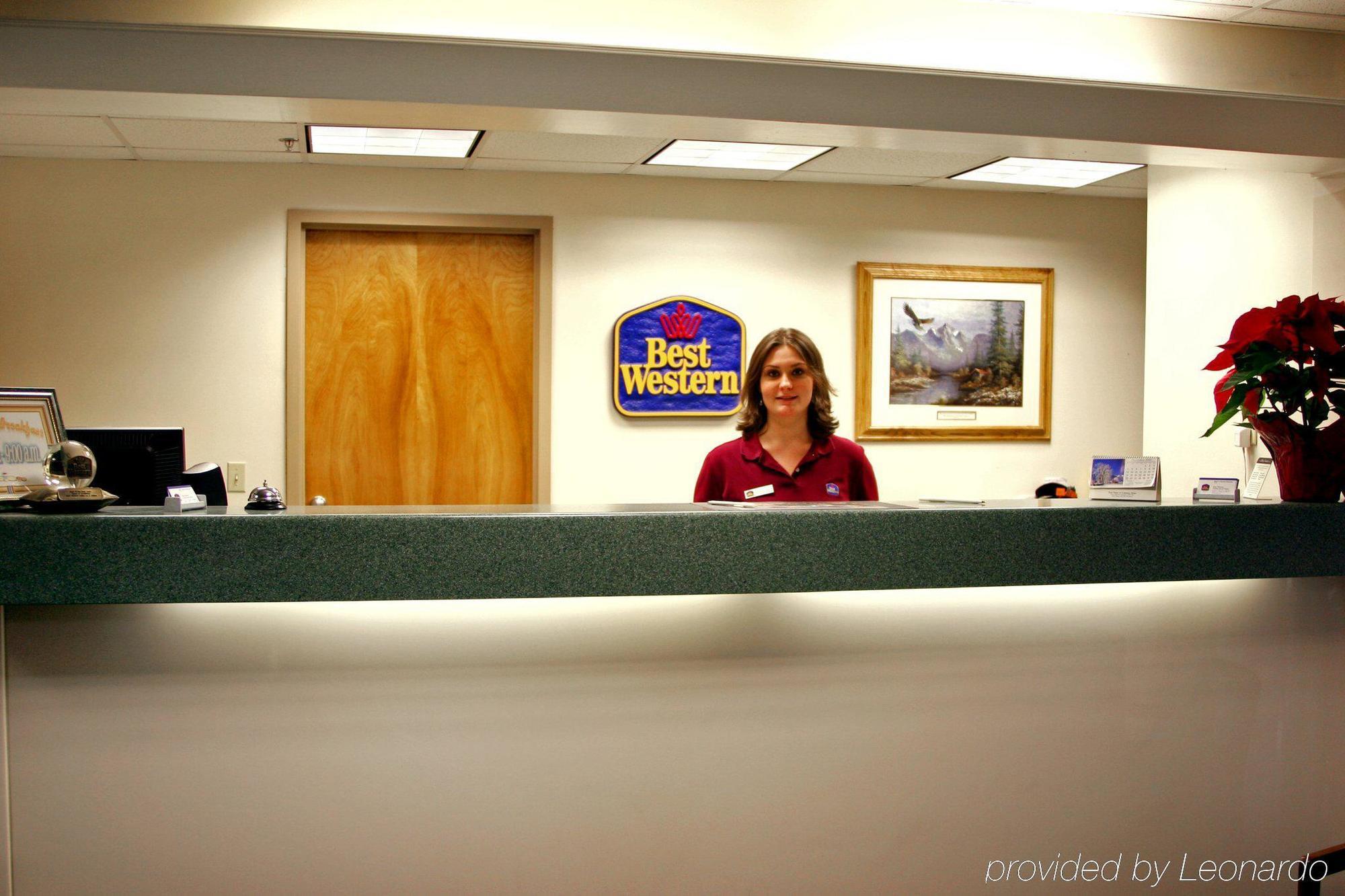 Collins Inn & Suites المظهر الداخلي الصورة