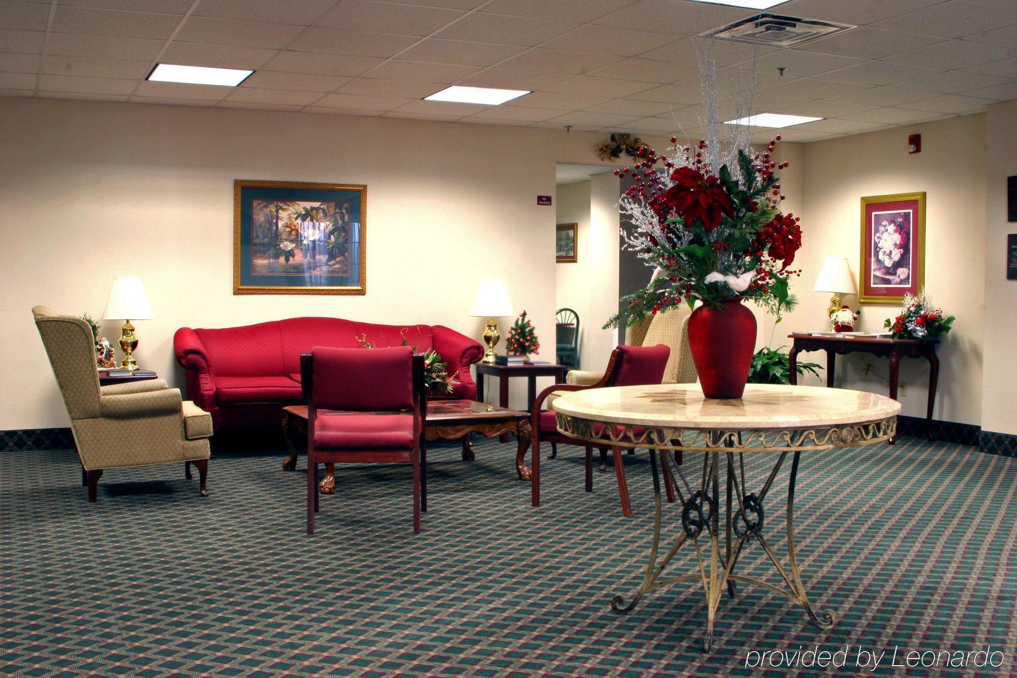 Collins Inn & Suites المظهر الداخلي الصورة